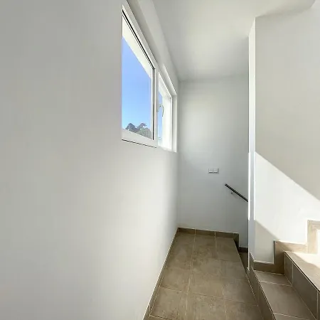 Apartamento F05. ático En