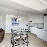Roca Fornells, Atico Maritimo F05 *