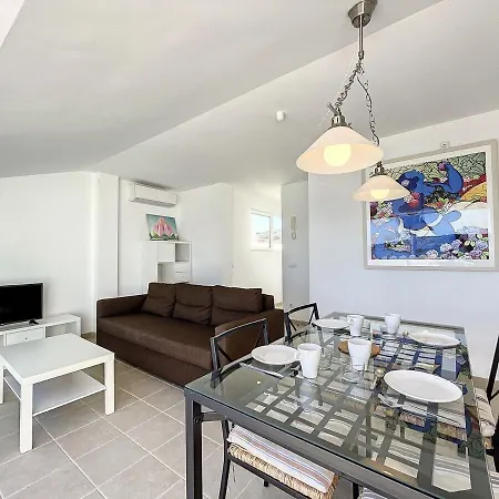 F05. Atico En דירה *